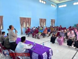 Polres Siak Laksanakan Kegiatan Sosialisasi Keselamatan Berlalu Lintas Dalam Rangka Cooling Sistem Pilkada Damai Di Kapung Kecamatan Dayun