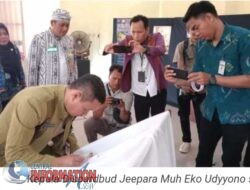 Jepara Gelar Pameran “Wastra Nusantara ‘ , tampilkan Orientasi Membatik.