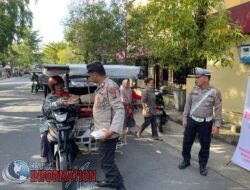 Laksanakan Jumat Berkah, Polres Sibolga Berbagi Sarapan Pagi Dengan Warga.