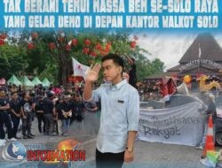 BEM se-Solo Raya Gelar Demo di Depan Kantor “Kanjeng Gusti Pangeran Samsul”