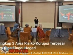 Strategi KPK dalam pemberantasan Korupsi  Melalui Pendidikan Antikorupsi.