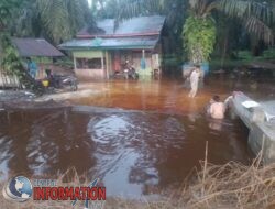 Masyarakat Meminta Pihak Perusahaan Pt.Kimiatirta Utama Astra Sering Banjir Rumah Warga dan  Akibat aliran Parit