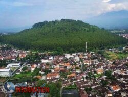 Legenda Gunung Tidar Paku Pulau Jawa.