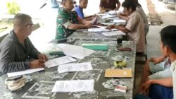 Ciptakan kedekatan warga binaan,Babinsa Koramil 04/Pinangsori laksanakan Komsos