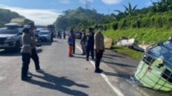 Kecelakaan Karambol di Tol Semarang, Trug bermuatan  cairan kimia Hidrogen Peroksida