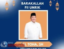 BARAKALLAH FII UMRIK. Bupati kami Bapak