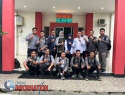 Diduga Sekdes Beruge Rangkap Jabatan