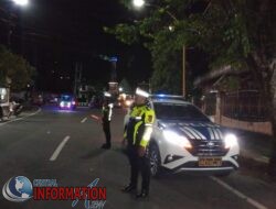 Personil Satuan Lalu Lintas Polres Sibolga, Laksanakan Patroli Blue Light