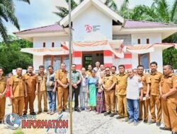 Kunjungi Desa Muara Bolak, Bupati Tapteng : Himbau Kepala Desa, Aparat Desa   Merangkul  Masyarakat.