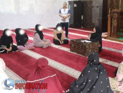 Ustadzah Elfiani Beri Tasyiah Kepada WBP Perempuan Di Lapas Pasir Pangarayan.