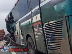 Bus PMTOH Tabrak Truk Tronton di Tol Pekanbaru-Dumai, 1.tewas