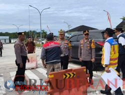 Dirlantas Polda Riau Dampingi Kapolda Riau Cek Pos Pengamanan Di Pelabuhan Dumai.