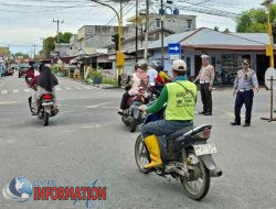 Patroli dan Pengamanan di Kawasan Wisata Istana Siak pada Operasi Ketupat Lancang Kuning 2025