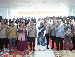 KAPOLDA RIAU PEMBEKALAN KEPADA MAHASISWA UNIVERSITAS MUHAMMADIYAH RIAU (UMRI) TANAMKAN CINTA LINGKUNGAN