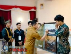 Plt Kadisdik Riau Hadiri Peluncuran Buku Memeluk Melayu Karya Griven H Putera