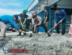 Gotong Royong Perbaikan Jalan Sultan Syarif Kasim Warnai Peringatan Hardiknas 2025 di Kandis