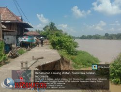 Warga Desa Kasmaran Keluhkan Aktivitas Tambang Pasir, Longsor Ancam Rumah dan Putuskan Jalan desa ,