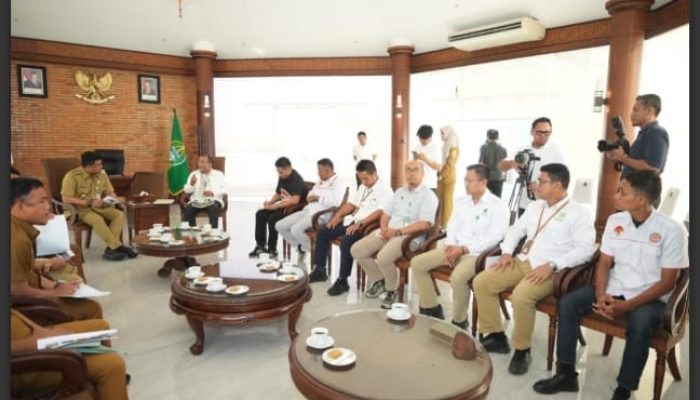 Gubernur  Sumut  Dukung  Program  JPKP  Penanaman  Pohon Jadi Gerakan Nasional