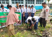 Polsek Tualang Gelar Gren Policing di SMPS YPPI Perawang Menciptakan Generasi Peduli lingkungan