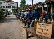 Harga Pertalite Eceran Melonjak di Desa Gringging Baru, Warga Duga Ada Oknum Bermain